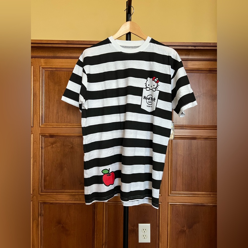 Hard Rock Tokyo Hello Kitty Tee with Apple and Skull Black White Stripes Size L - Picture 6 of 11